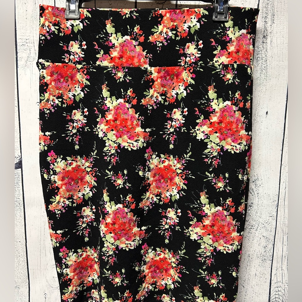 Unicorn LulaRoe Cassie Skirt Size Medium